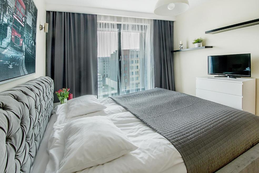 Angel City Center Krakow Aparthotel Exteriör bild
