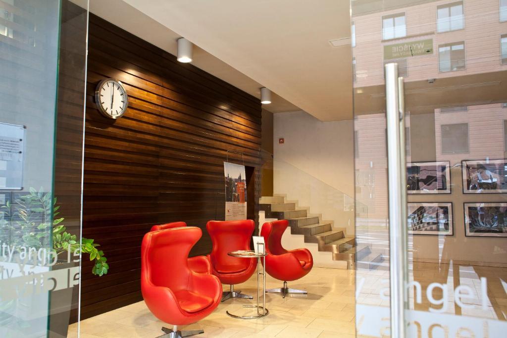 Angel City Center Krakow Aparthotel Exteriör bild