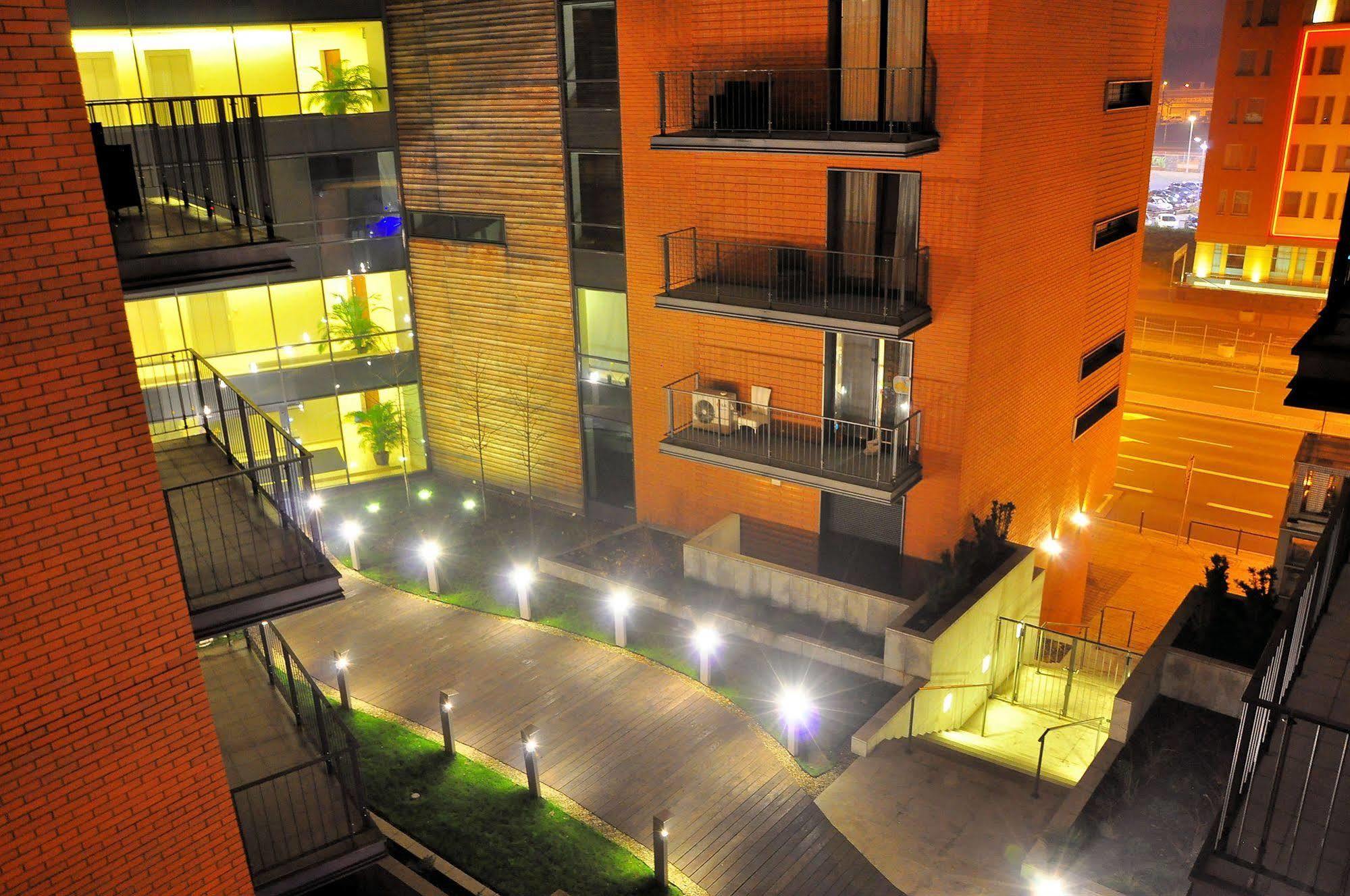 Angel City Center Krakow Aparthotel Exteriör bild